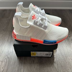 NMD_R1J Adidas sneakers